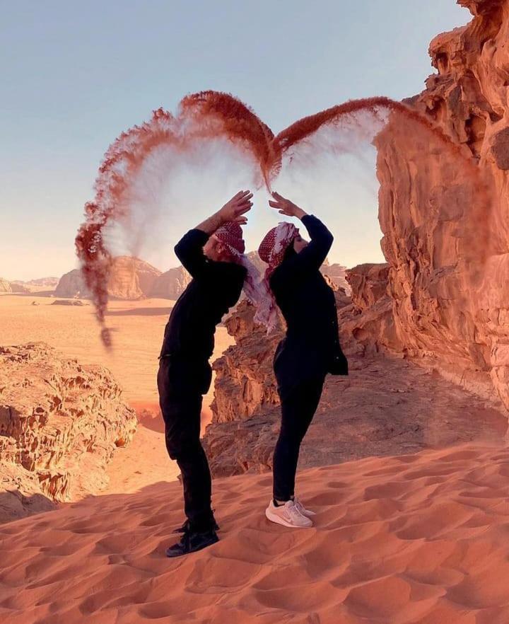 Moon City With Jeep Trips Wadi Rum Exteriér fotografie