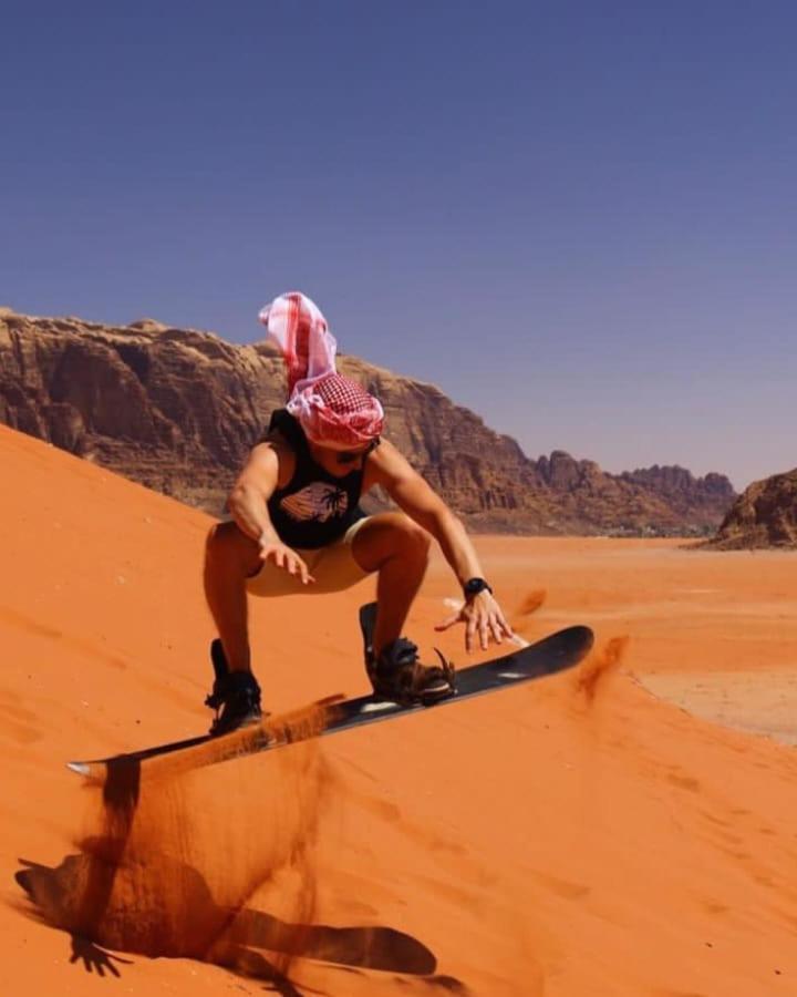 Moon City With Jeep Trips Wadi Rum Exteriér fotografie