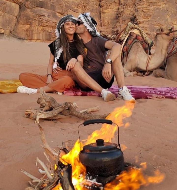Moon City With Jeep Trips Wadi Rum Exteriér fotografie